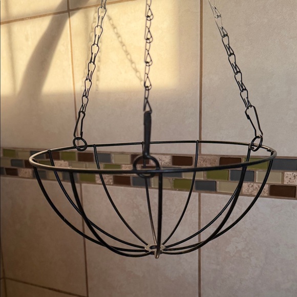 Hanging Metal Planter or Shower Caddy - Picture 5 of 9